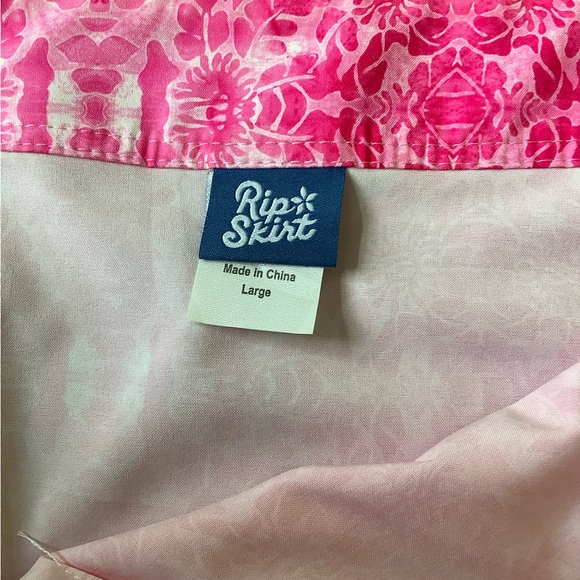 Pink Patterned Fabric - Picture 3 of 4